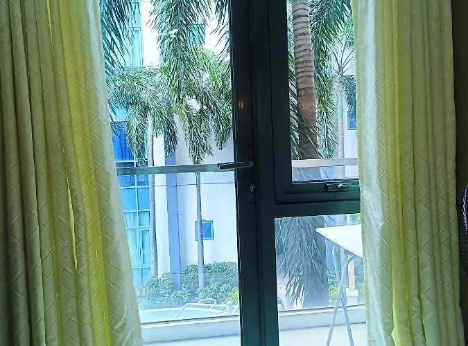 Apartment 1br At Two Palmtree Across Airport Terminal 3 Manila