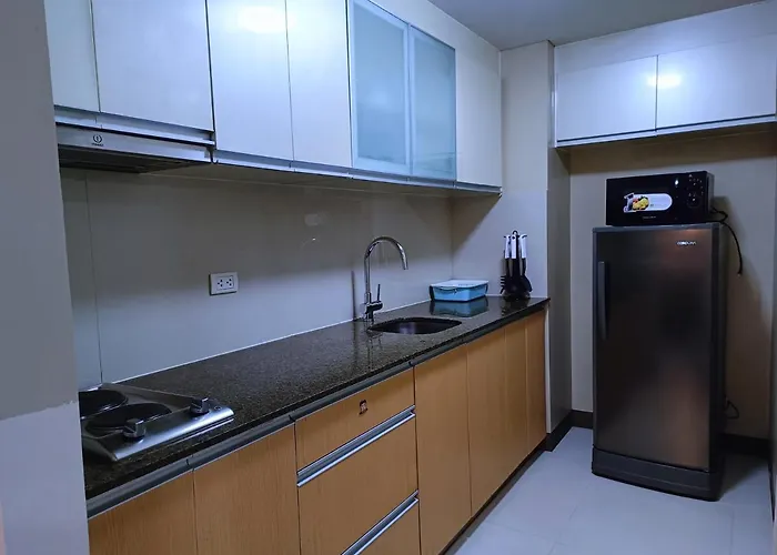 Apartment 1br At Two Palmtree Across Airport Terminal 3 Manila