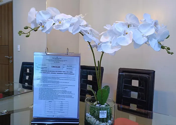 Apartment 1br At Two Palmtree Across Airport Terminal 3 *